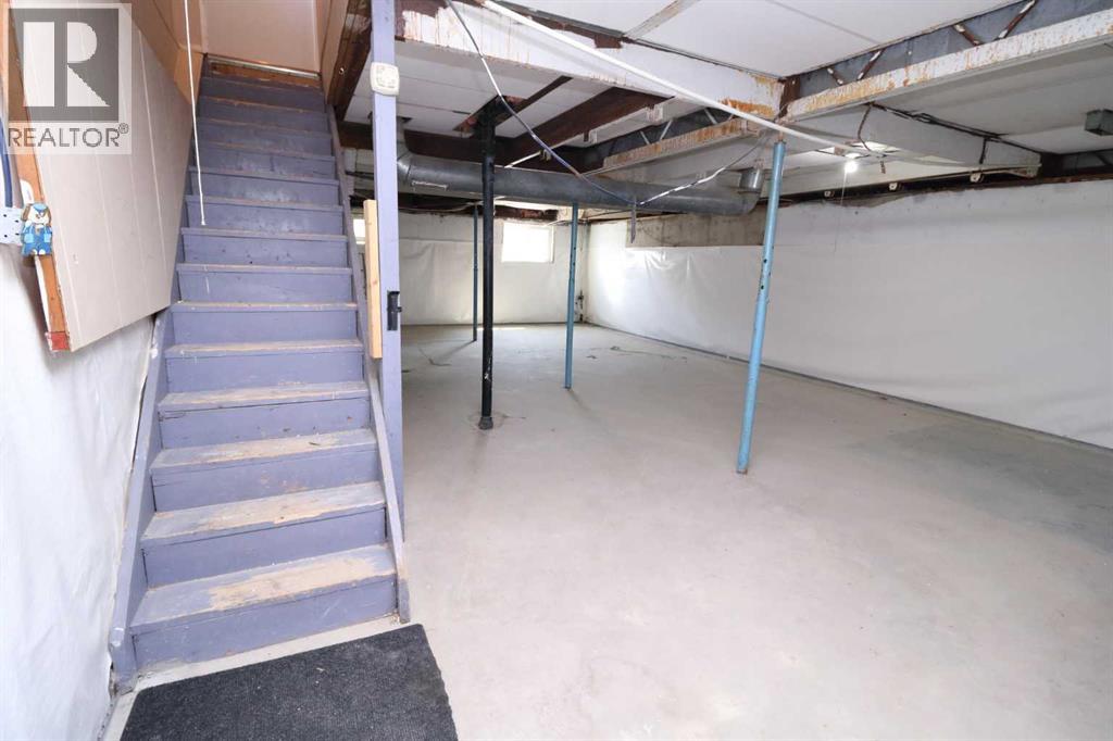 Photo 25 of 60 Spring Haven Road Se, Airdrie AB