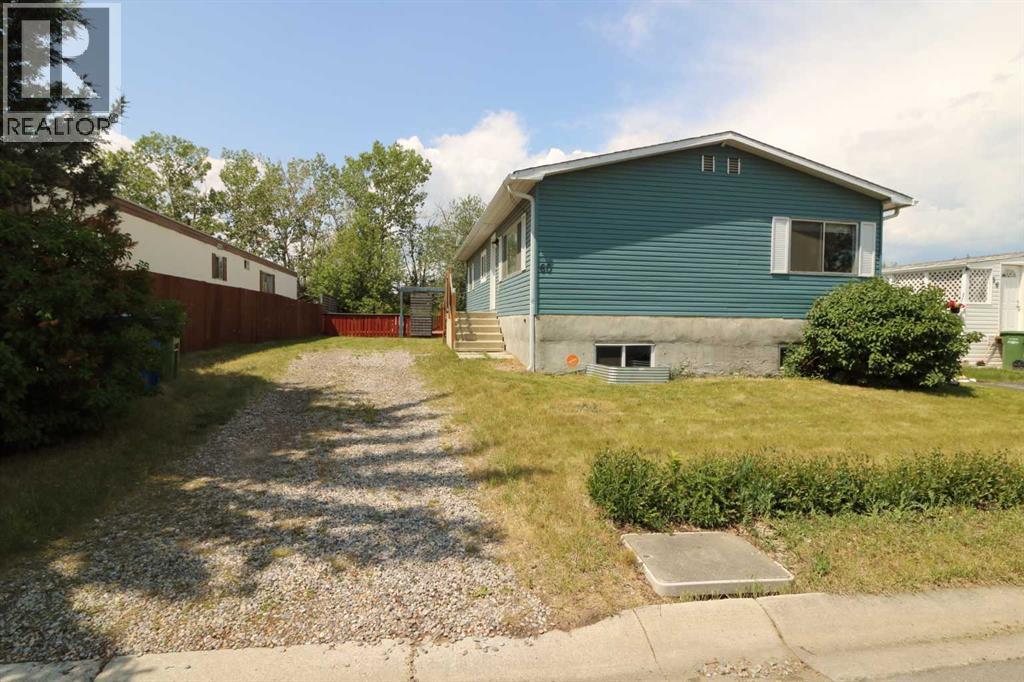 Photo 30 of 60 Spring Haven Road Se, Airdrie AB