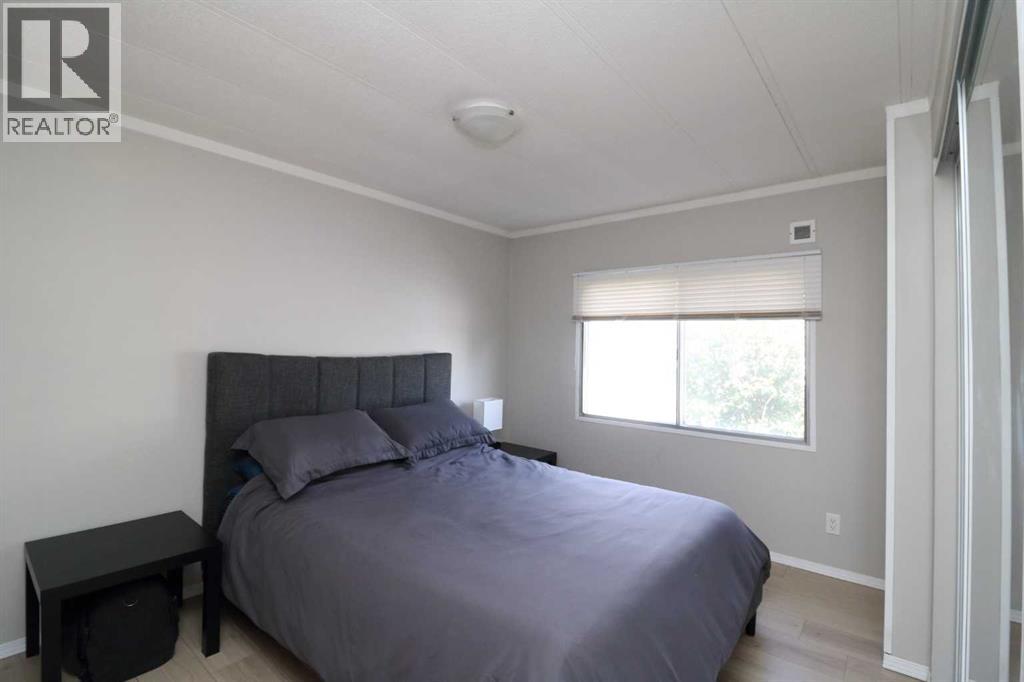 Photo 11 of 60 Spring Haven Road Se, Airdrie AB