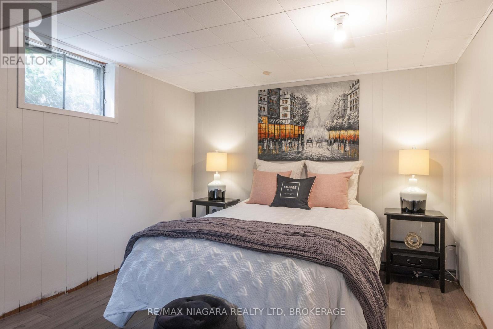 Photo 24 of 6000 Mayfair Drive, Niagara Falls ON