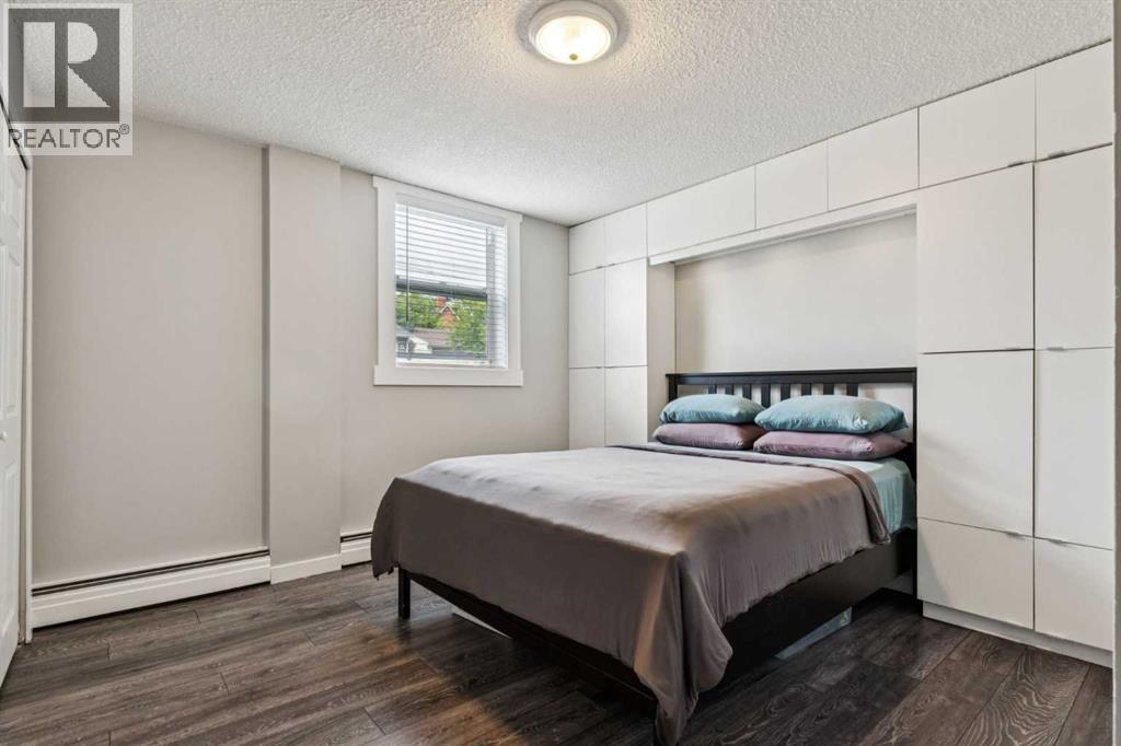 Single Family House for Sale in    Avenue SW Sunalta Calgary 