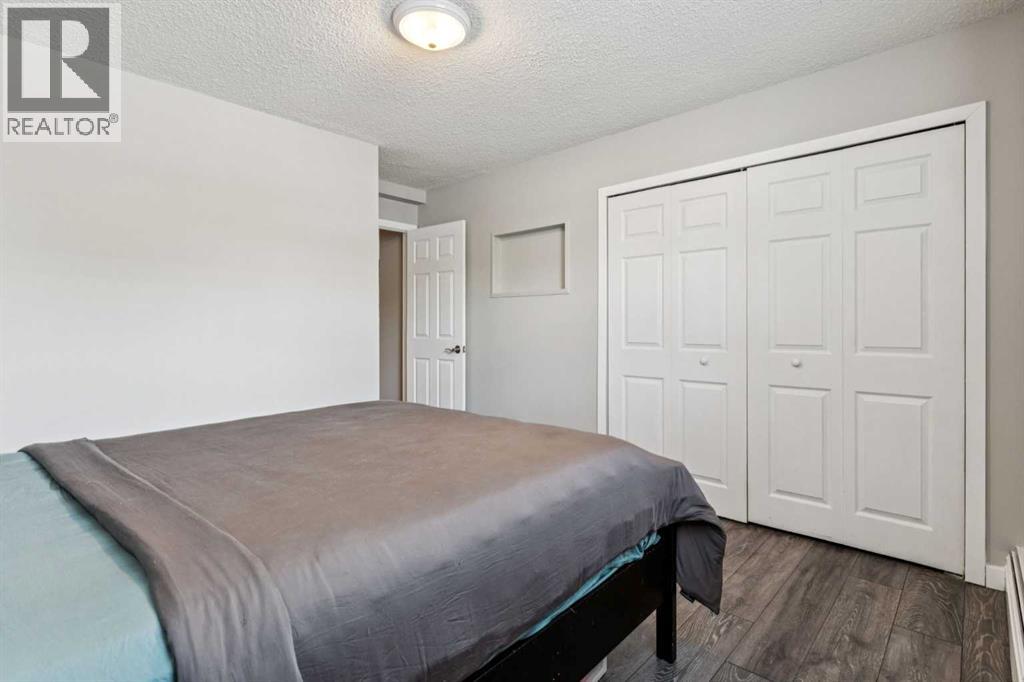 Single Family House for Sale in    Avenue SW Sunalta Calgary 