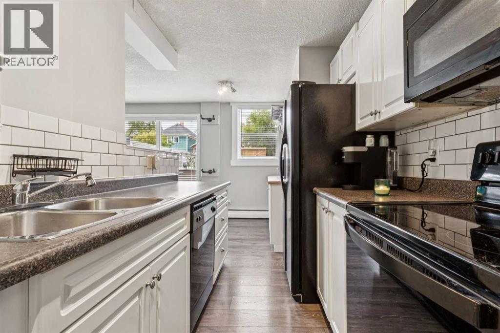 Single Family House for Sale in    Avenue SW Sunalta Calgary 