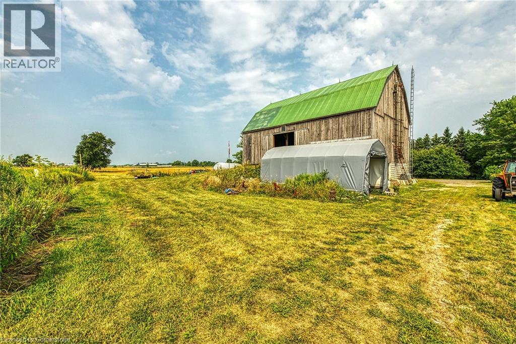 Photo 13 of 450 Concession 4 Road, Caledonia ON