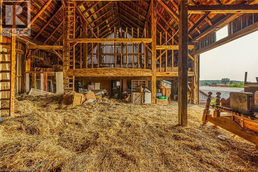 Photo 9 of 450 Concession 4 Road, Caledonia ON