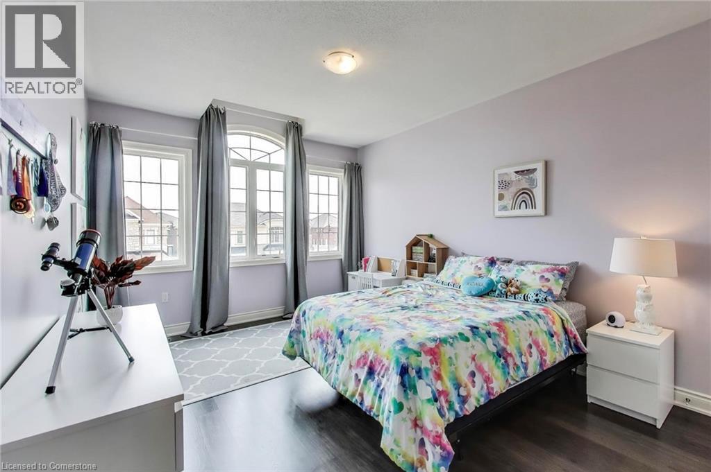 Photo 37 of 9 Skinner Road Road, Waterdown ON
