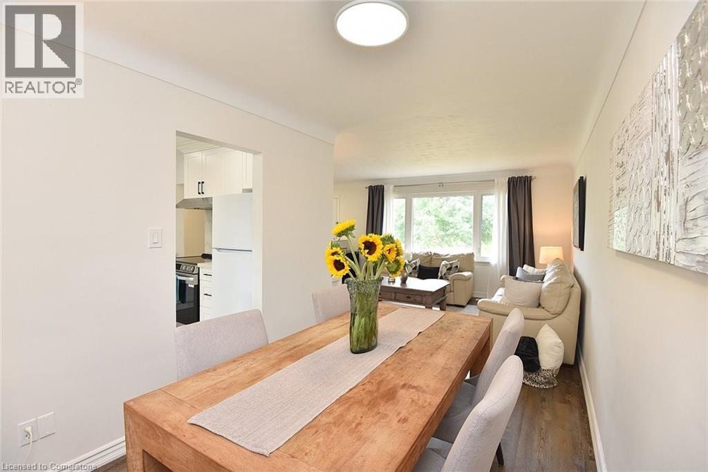 Photo 11 of 238 Kent Crescent, Burlington ON