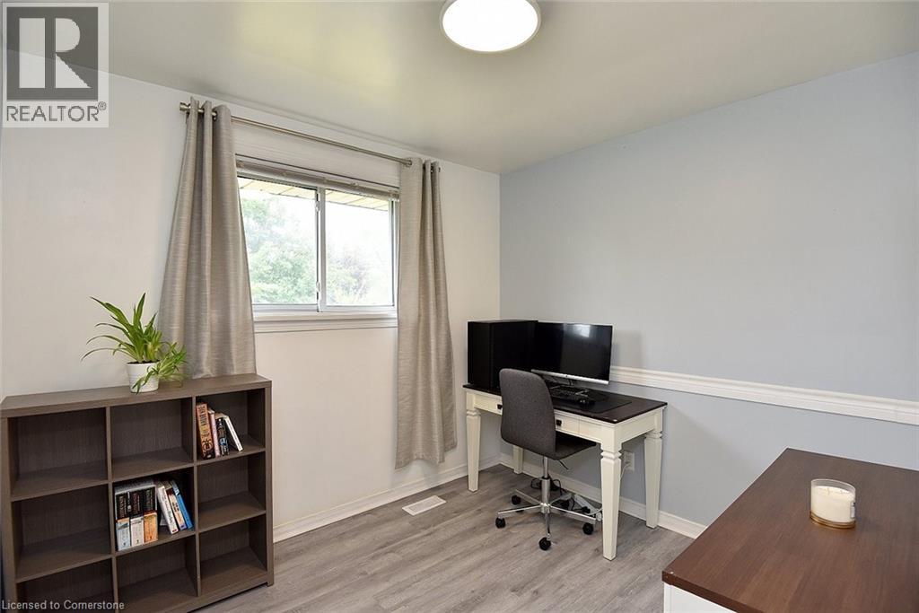 Photo 21 of 238 Kent Crescent, Burlington ON
