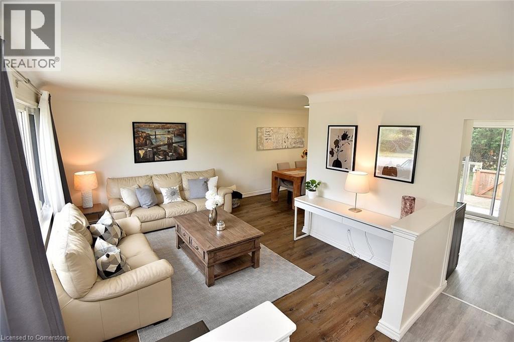 Photo 7 of 238 Kent Crescent, Burlington ON