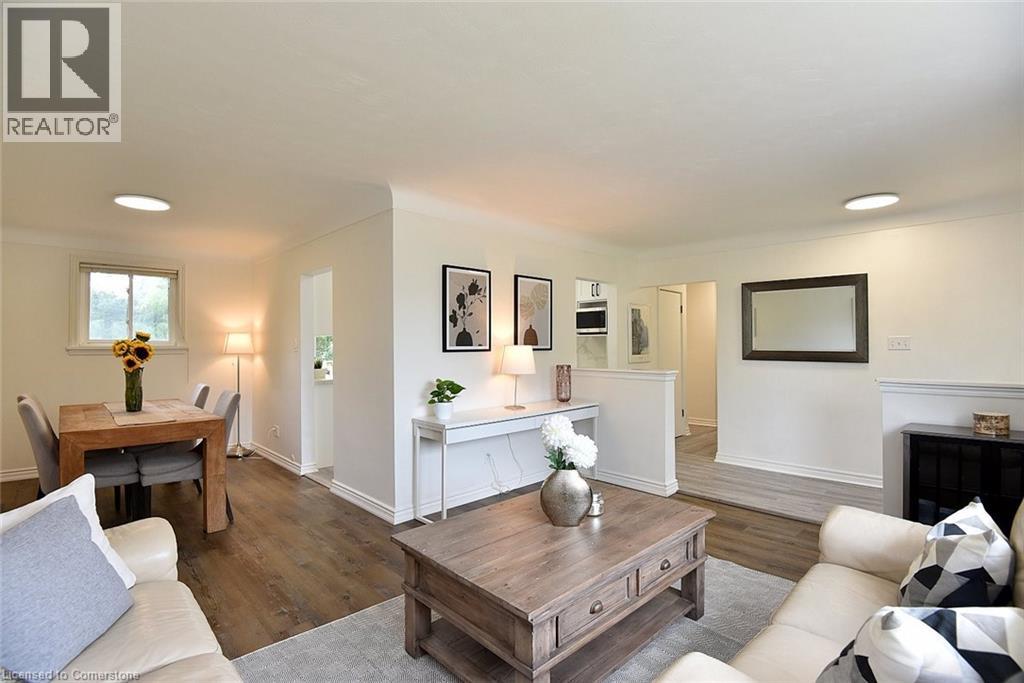 Photo 9 of 238 Kent Crescent, Burlington ON