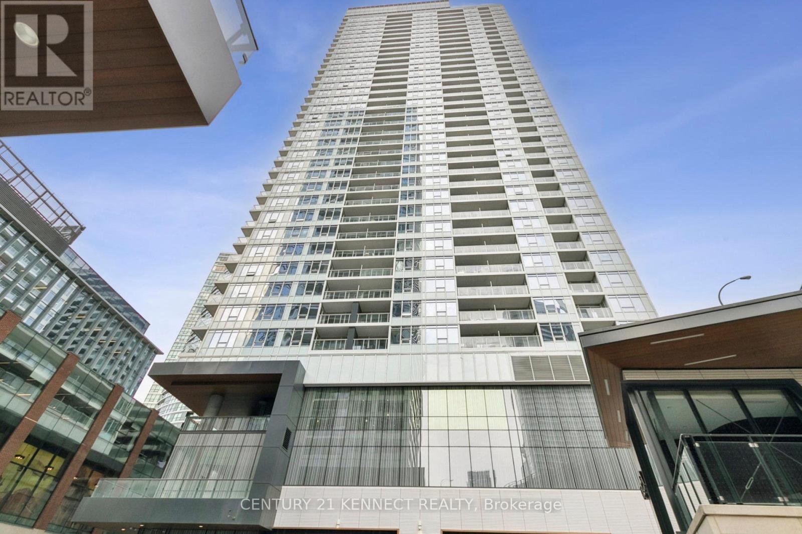 Photo 14 of 3108 19 Bathurst Street, Toronto ON
