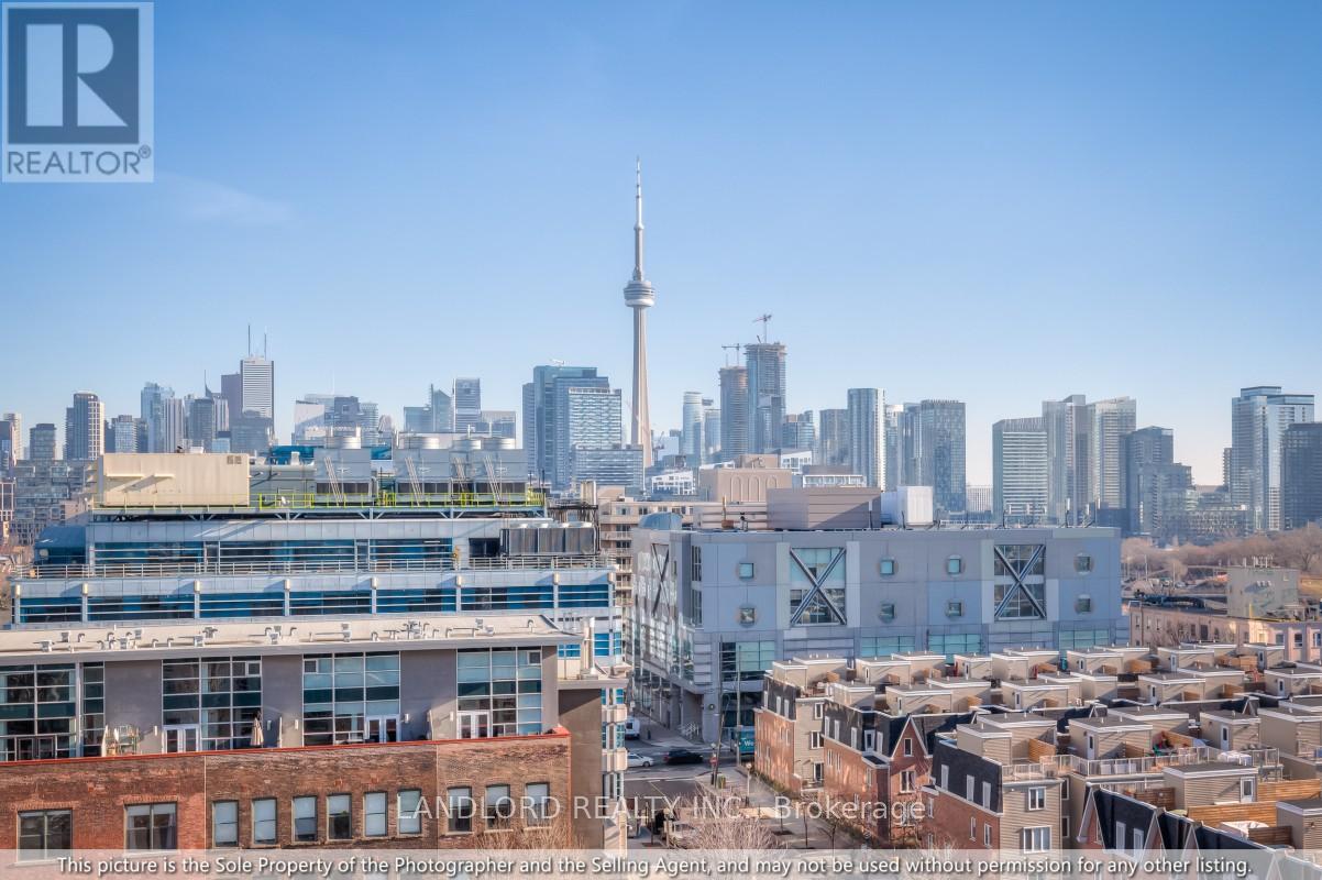 Photo 33 of 116 1 Shaw Street, Toronto ON