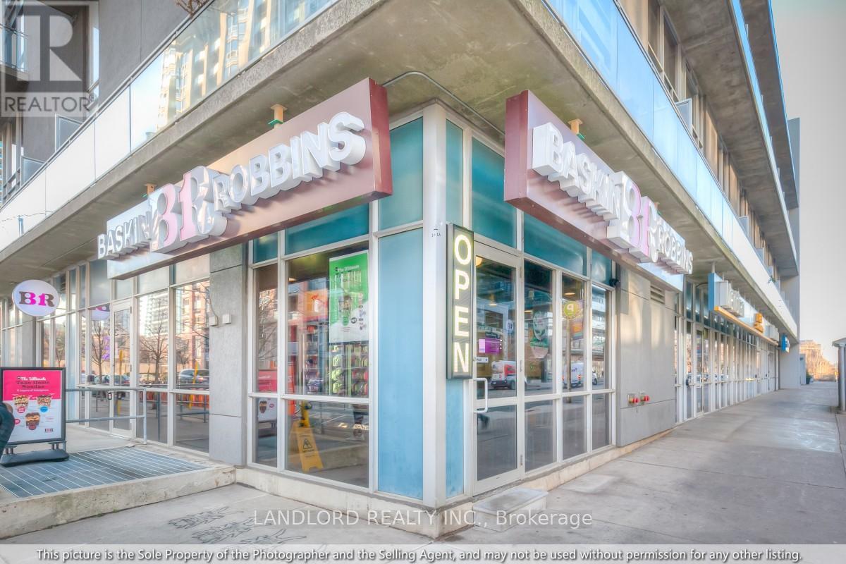 Photo 35 of 116 1 Shaw Street, Toronto ON