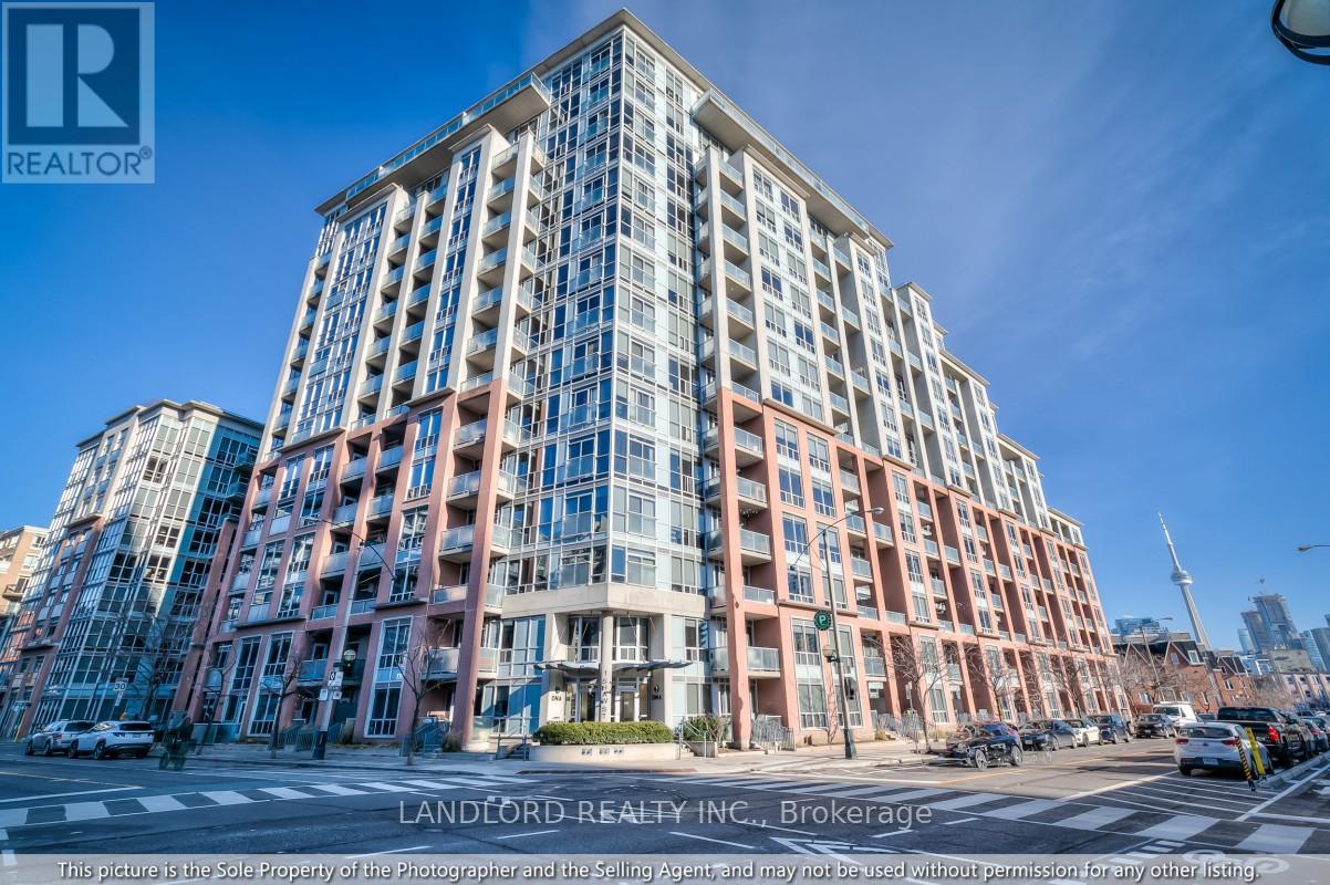 Photo 11 of 116 1 Shaw Street, Toronto ON