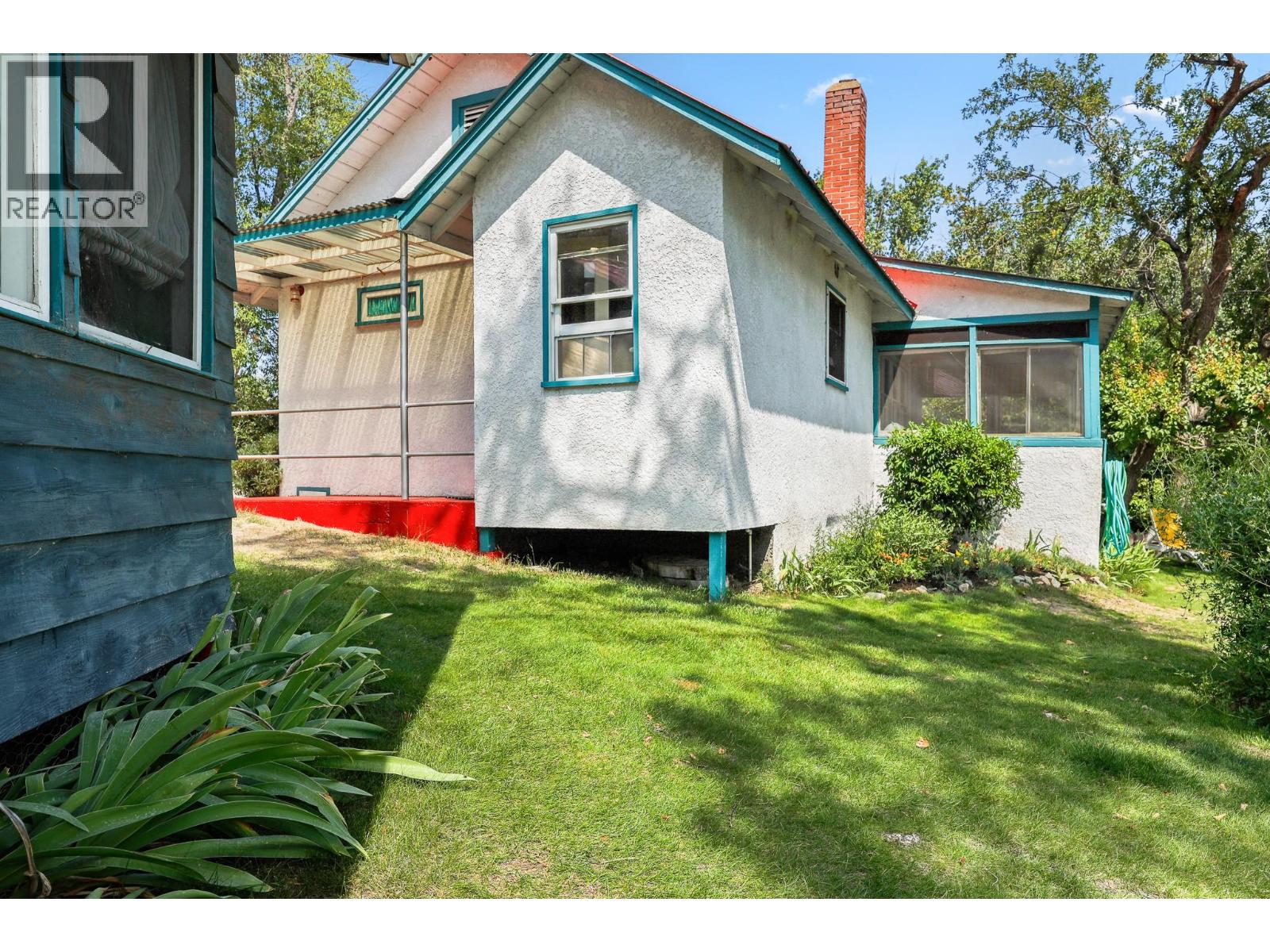16203 Inkaneep Road, Osoyoos