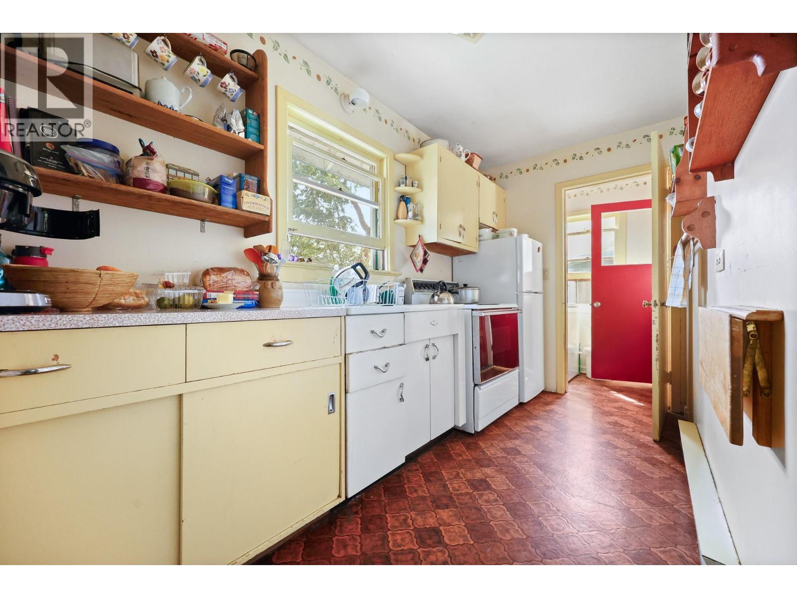 16203 Inkaneep Road, Osoyoos