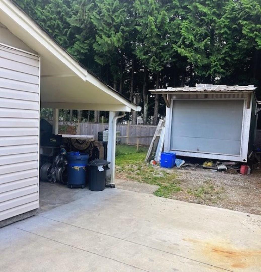 Photo 18 of 31962 Hillcrest Avenue, Mission BC