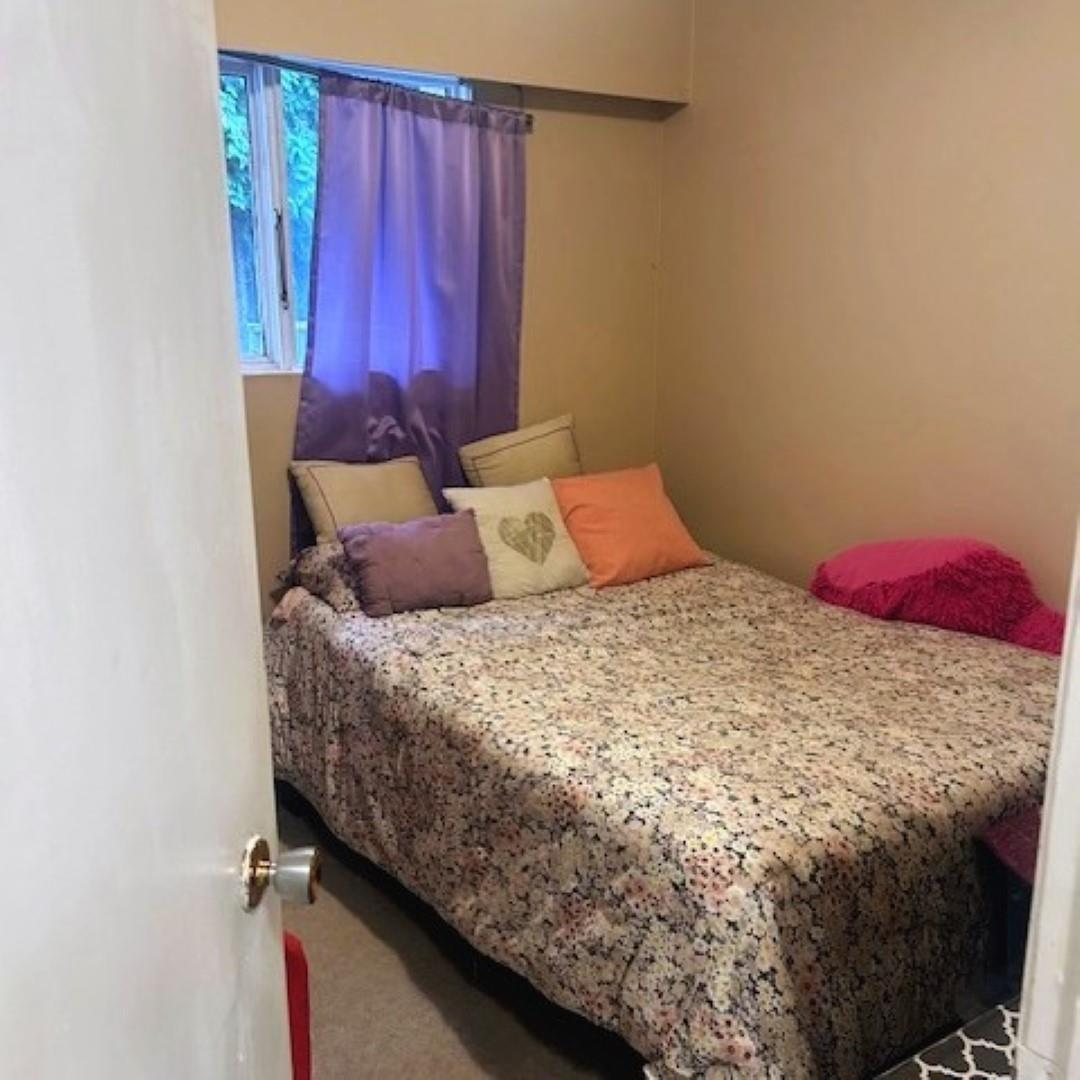 Photo 9 of 31962 Hillcrest Avenue, Mission BC