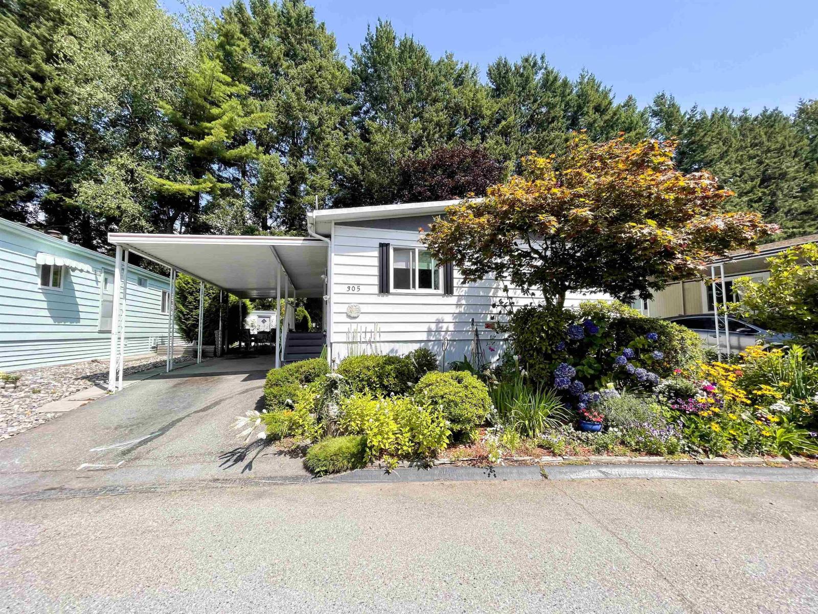 Photo 1 of 305 1840 160 Street, Surrey BC
