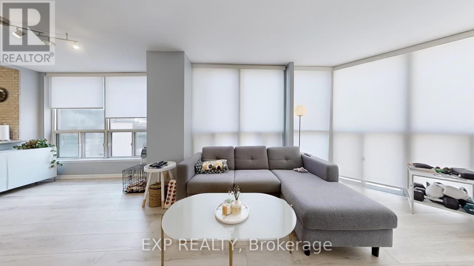 Photo 17 of 1105 24 Wellesley Street W, Toronto ON