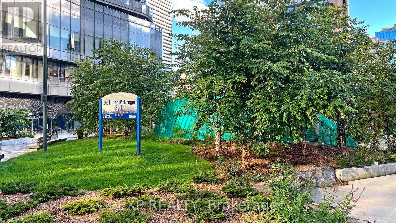 Photo 37 of 1105 24 Wellesley Street W, Toronto ON
