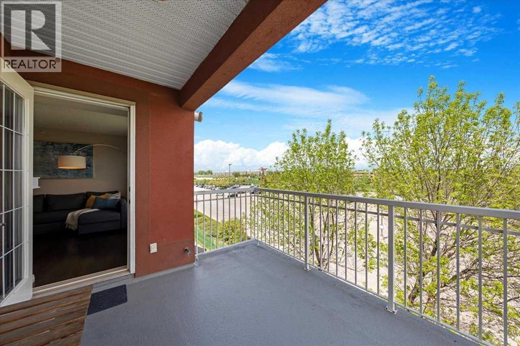 Single Family House for Sale in   Richard Road SW Lincoln Park Calgary 
