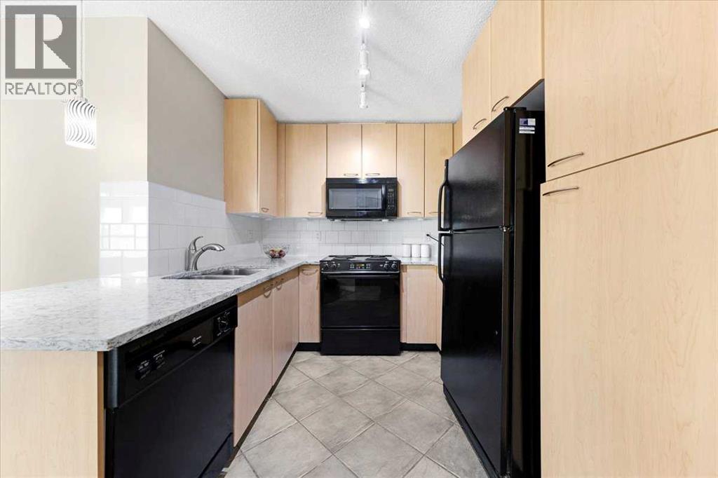 Single Family House for Sale in   Richard Road SW Lincoln Park Calgary 