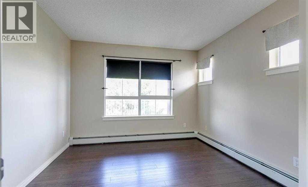 Single Family House for Sale in   Richard Road SW Lincoln Park Calgary 