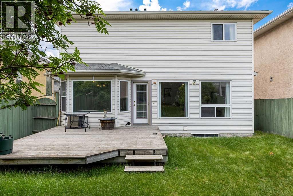 Single Family House for Sale in  Douglas Ridge Green SE Douglasdale/Glen Calgary 
