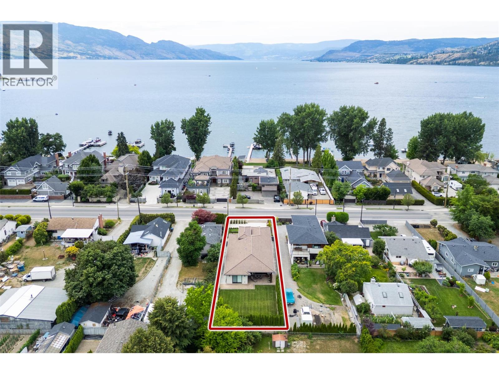  3567 Lakeshore Road, Kelowna