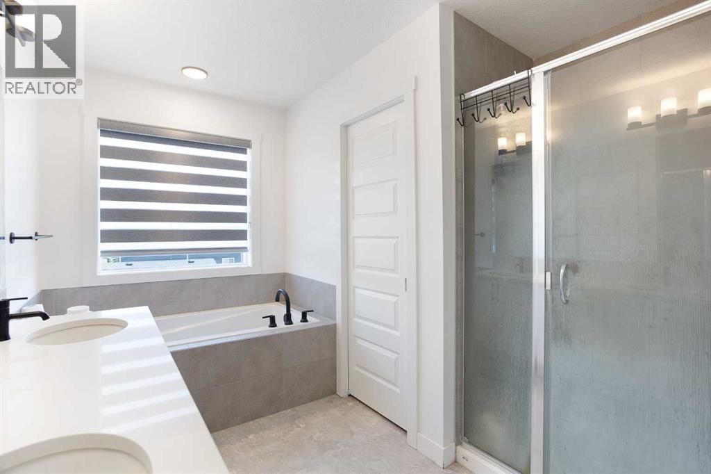 Photo 18 of 200 Homestead Grove Ne, Calgary AB