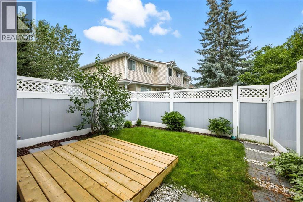 Single Family House for Sale in  Woodmont Terrace SW Woodbine Calgary 