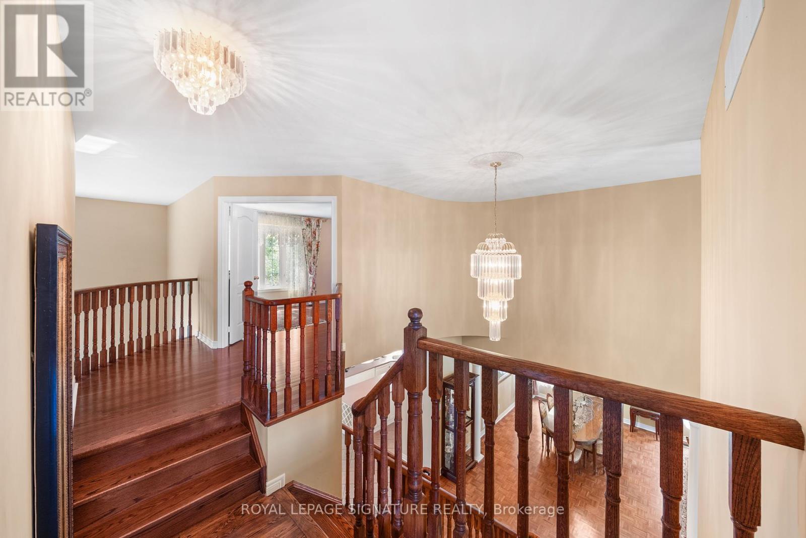 Photo 21 of 3 Linda Margaret Crescent, Richmond Hill ON