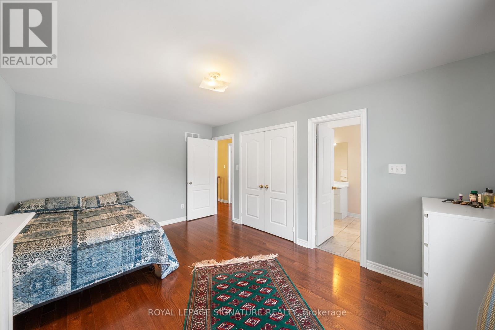 Photo 32 of 3 Linda Margaret Crescent, Richmond Hill ON