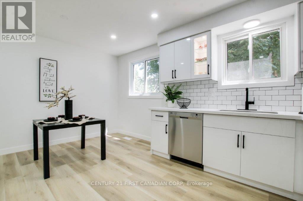 Photo 24 of 59 Augusta Crescent, London South ON