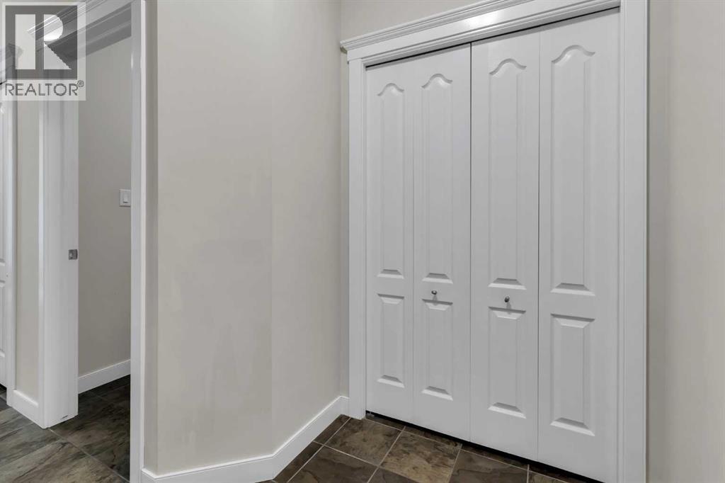 Single Family House for Sale in   Discovery Ridge Close SW Discovery Ridge Calgary 