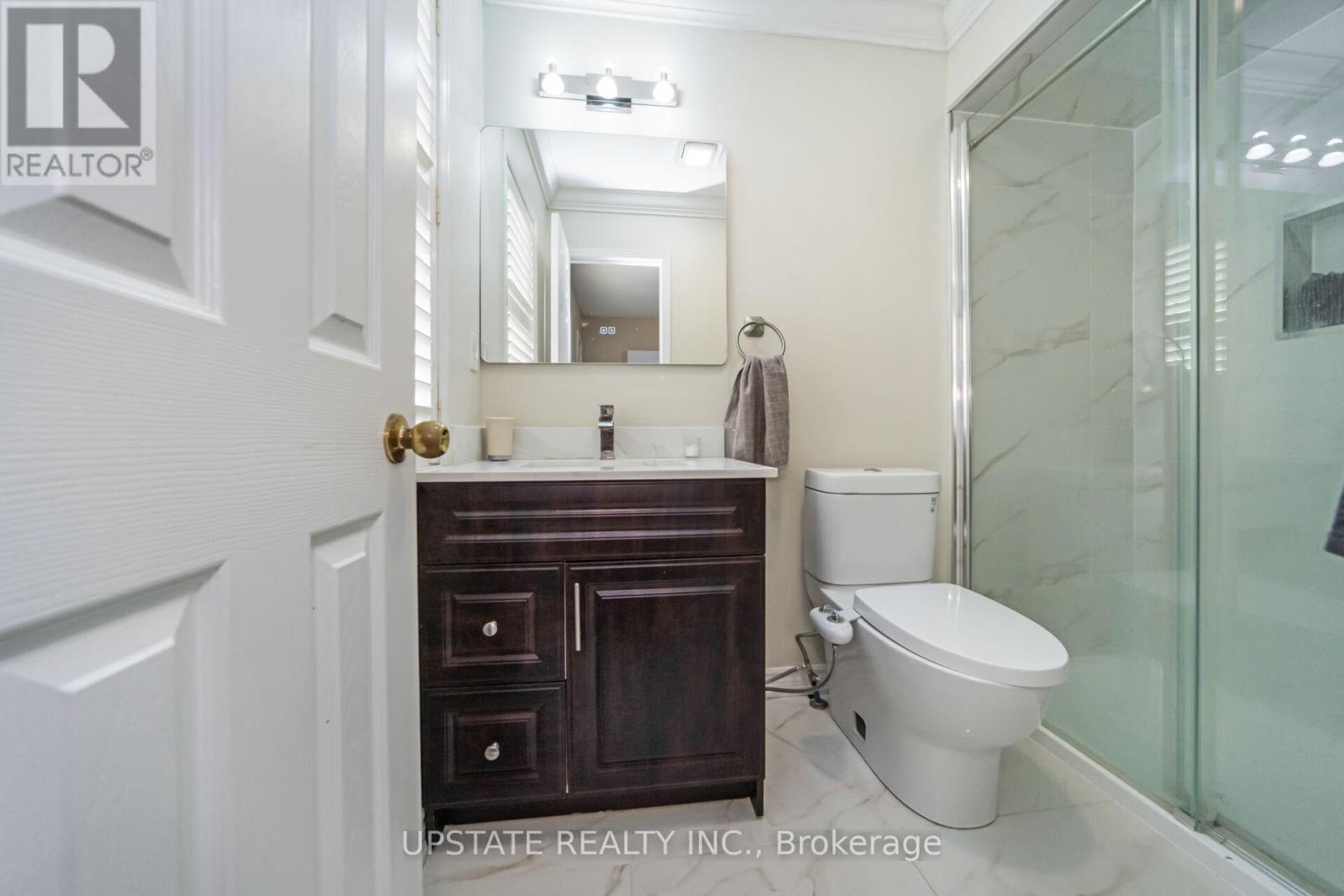 Photo 29 of 48 Clementine Drive, Brampton ON