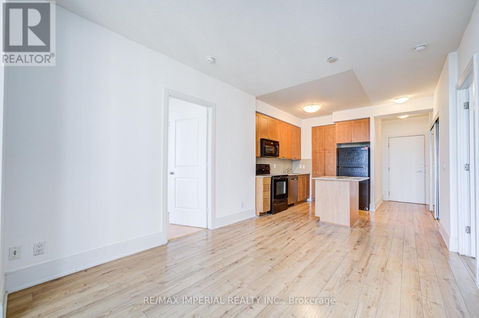 Photo 8 of 2508 330 Burnhamthorpe Road W, Mississauga ON