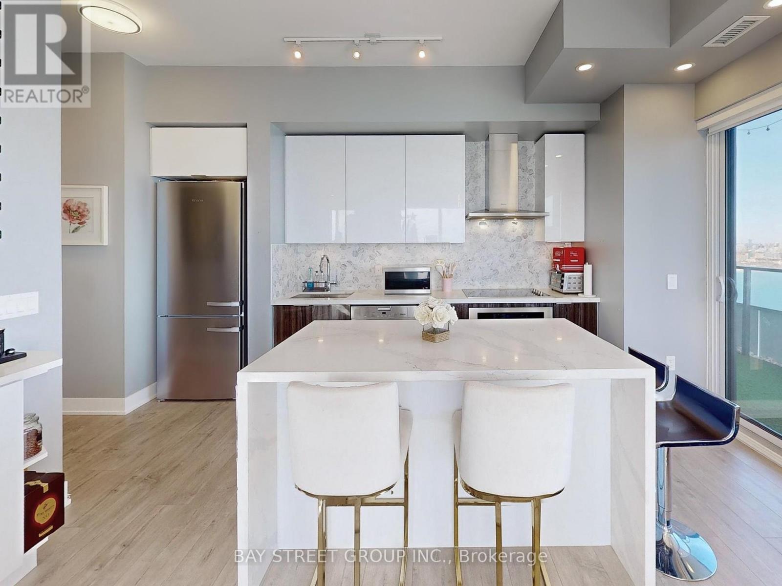 Photo 3 of Lph 07 A 30 Shore Breeze Drive, Toronto ON