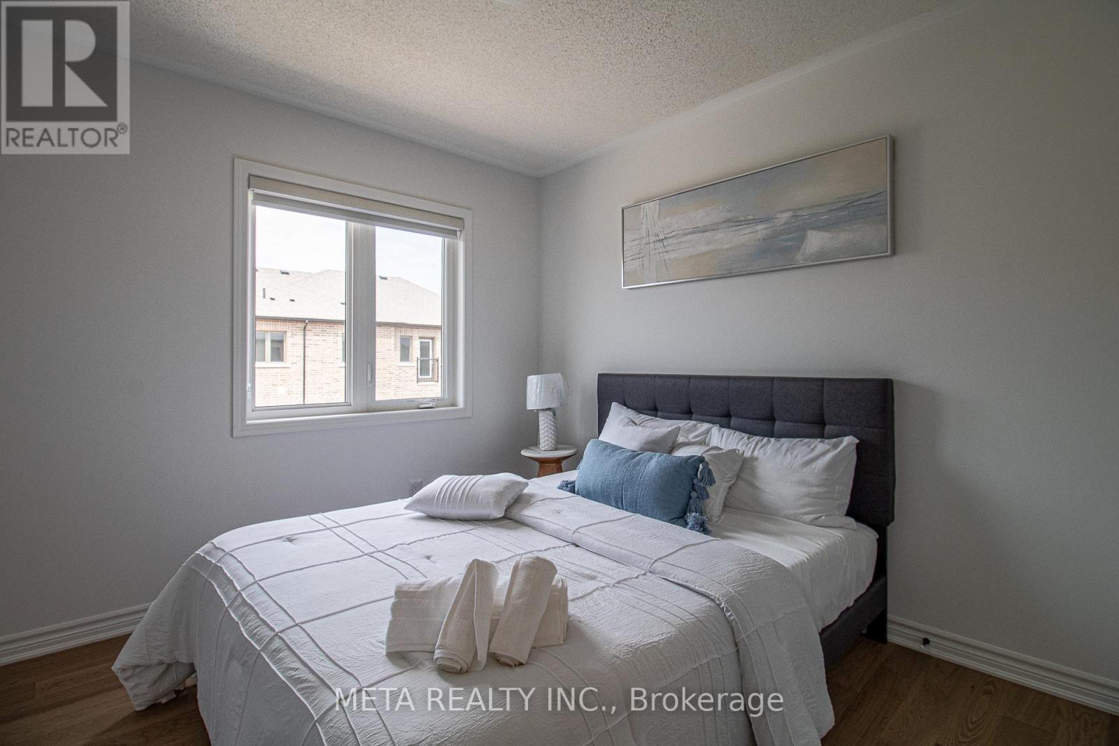 Photo 19 of 1359 William Halton Parkway, Oakville ON