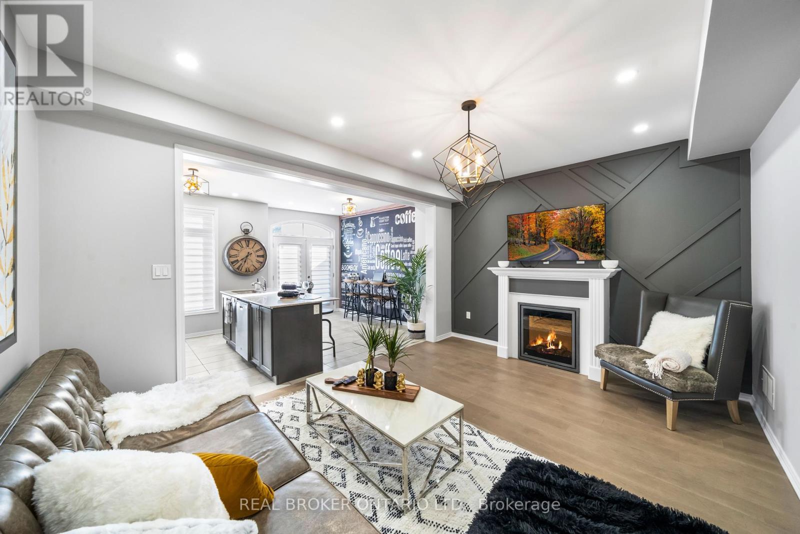 Photo 1 of 114 Preston Meadow Avenue, Mississauga ON