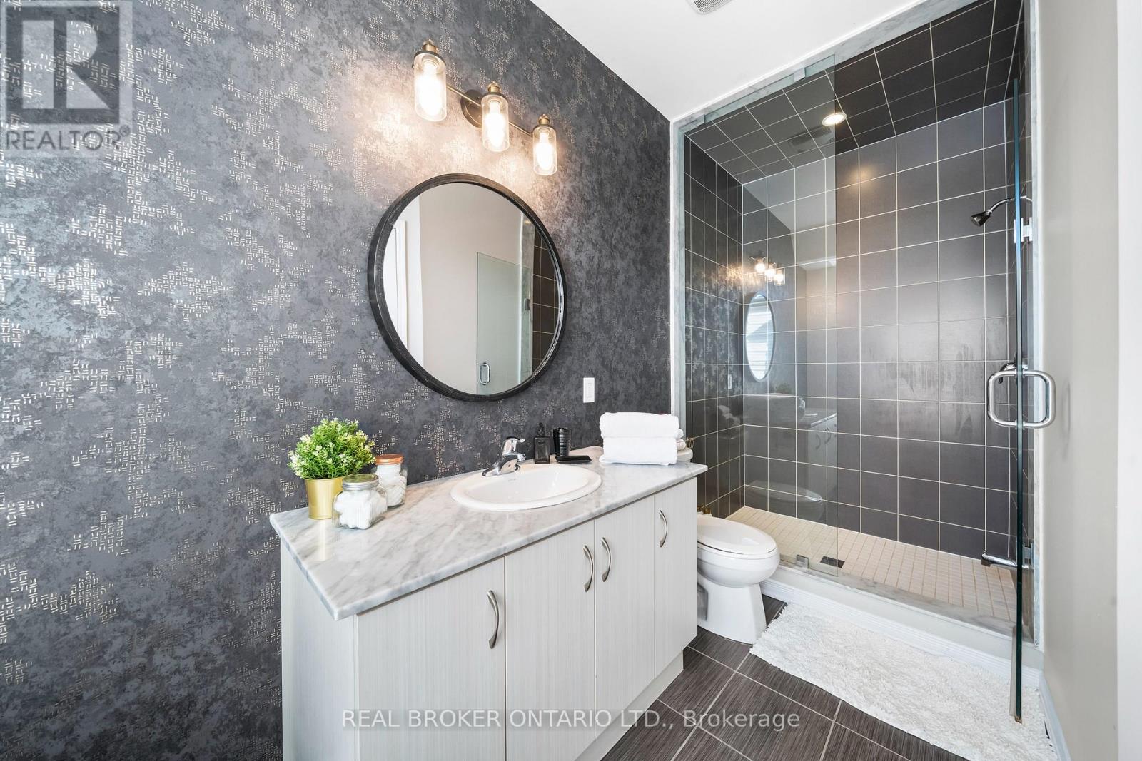 Photo 33 of 114 Preston Meadow Avenue, Mississauga ON