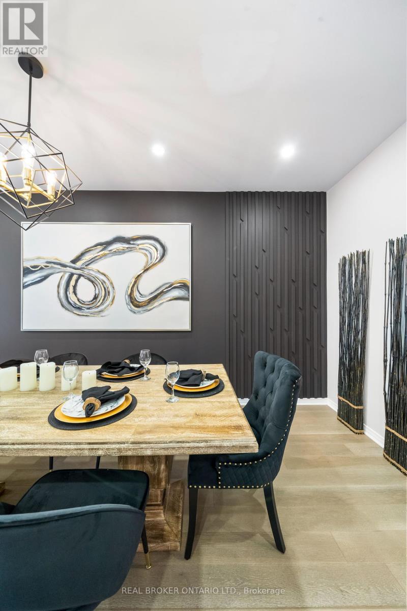 Photo 40 of 114 Preston Meadow Avenue, Mississauga ON