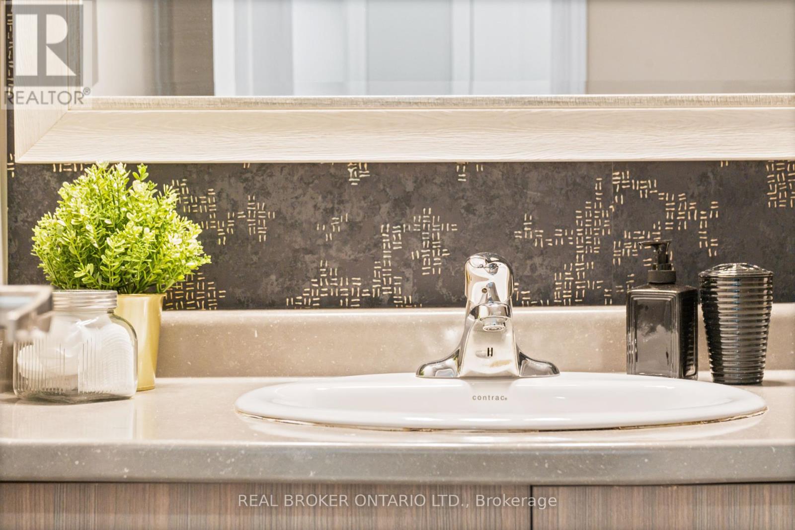 Photo 43 of 114 Preston Meadow Avenue, Mississauga ON