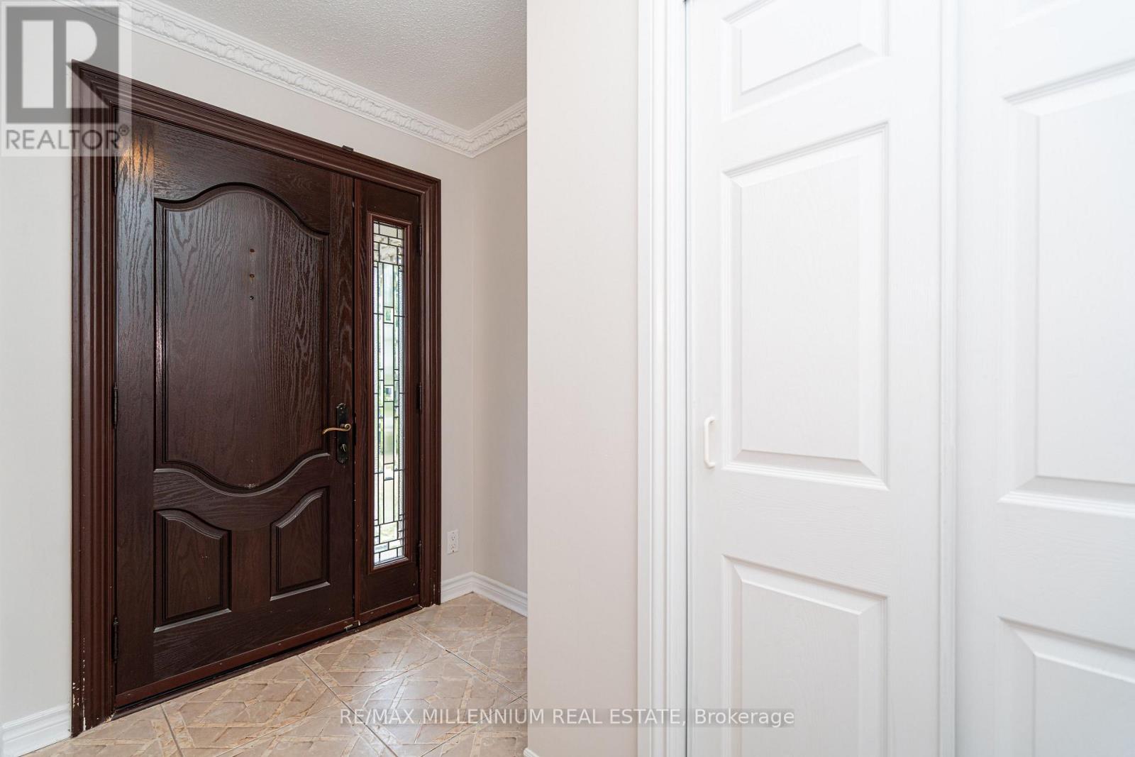Photo 3 of 120 Madoc Drive, Brampton ON