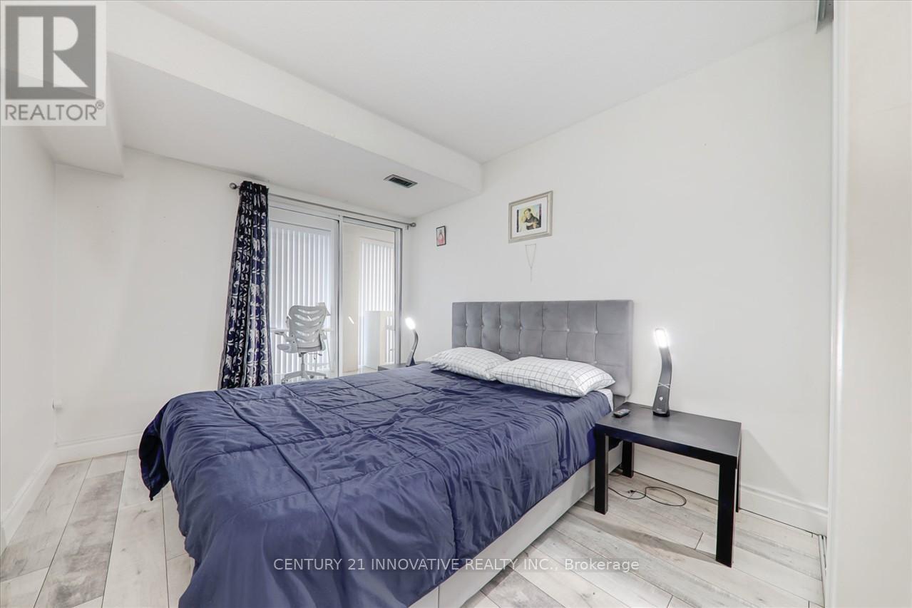 Photo 17 of 1004 10 Markbrook Lane, Toronto ON