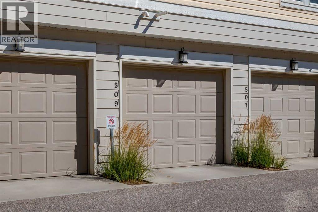 Single Family House for Sale in  Auburn Bay Square SE Auburn Bay Calgary 