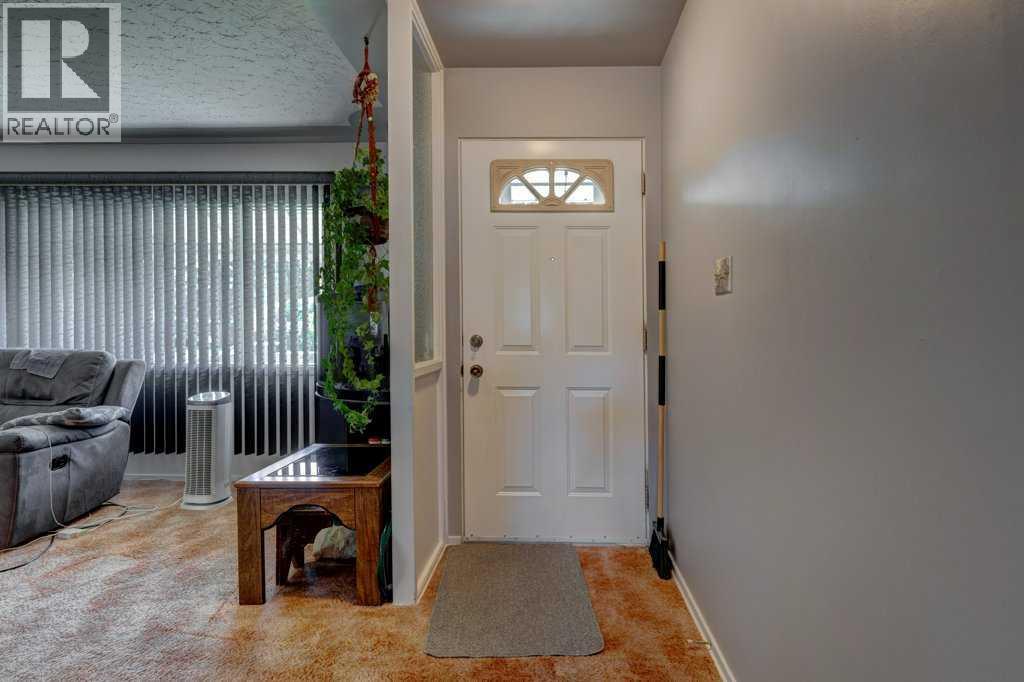 Single Family House Bungalow for Sale in   Avenue SW Haysboro Calgary 