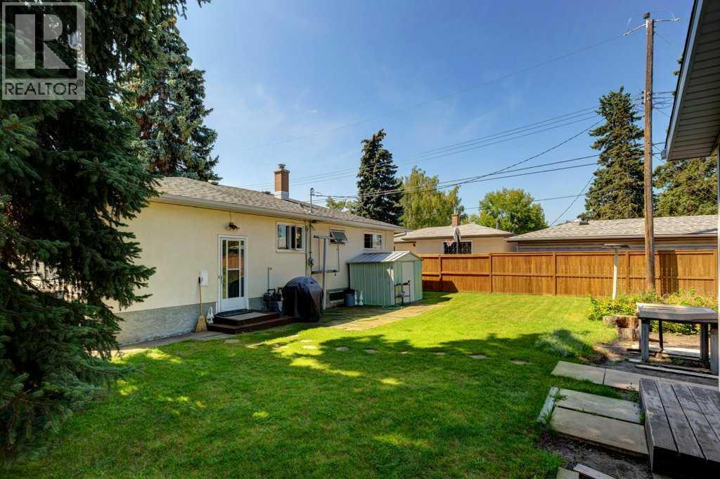 Single Family House Bungalow for Sale in   Avenue SW Haysboro Calgary 