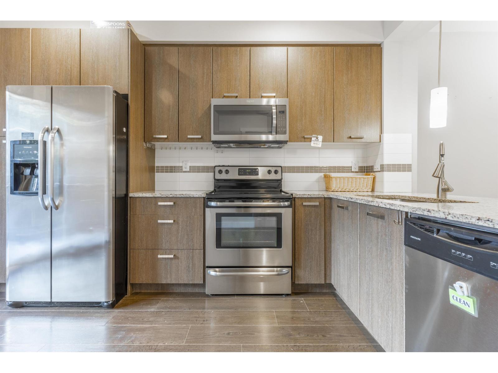 Photo 7 of 88 5888 144 Street, Surrey BC
